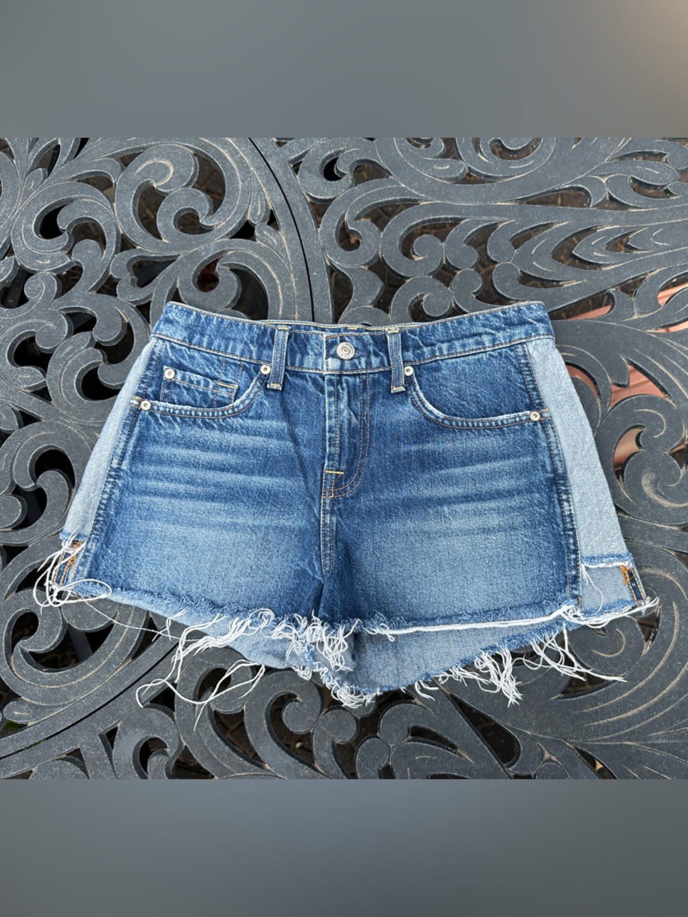 7 for all mankind jean shorts size 25 - Picture 3 of 8